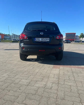 Nissan Qashqai cena 27499 przebieg: 148500, rok produkcji 2010 z Słupsk małe 137